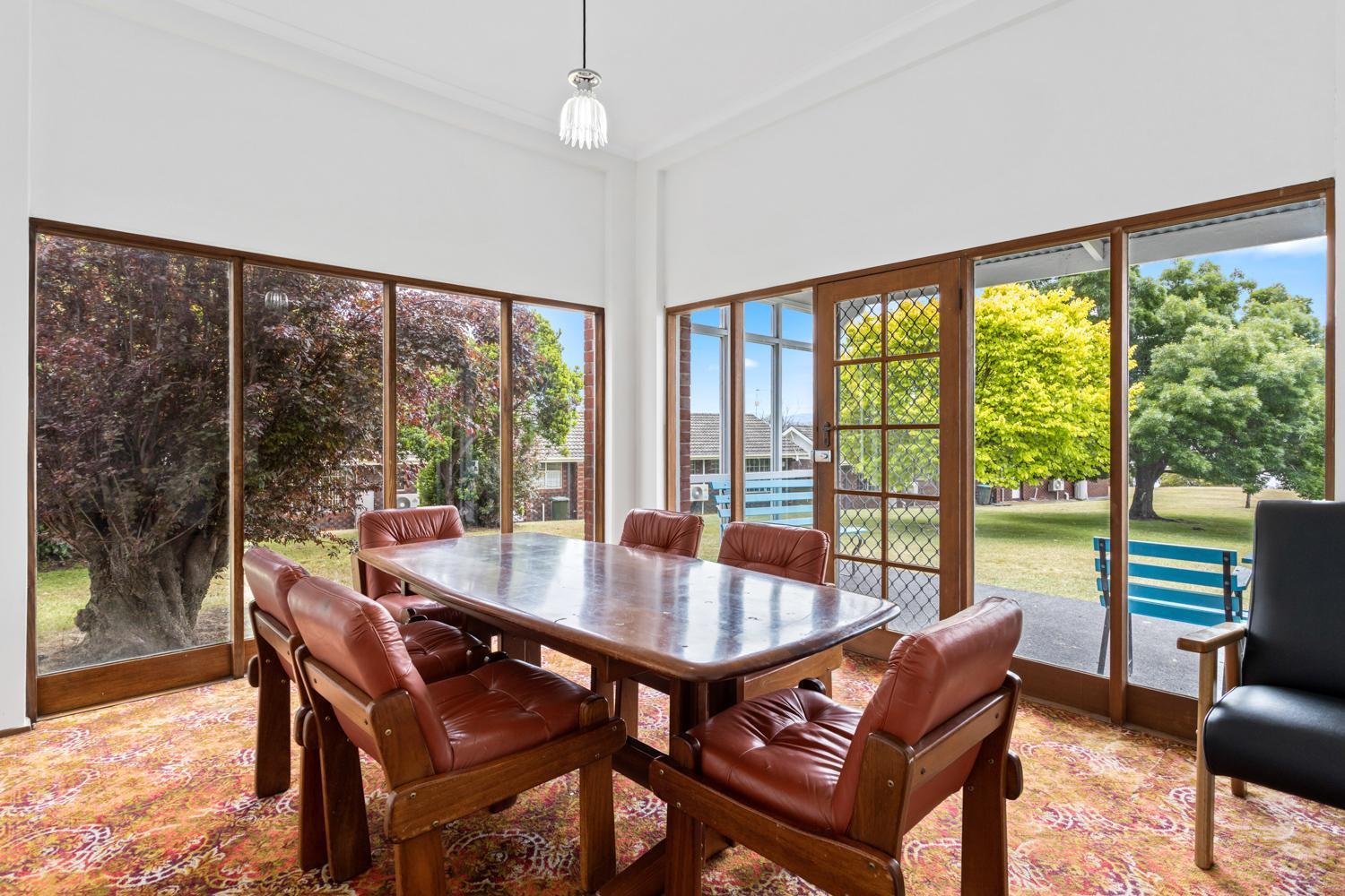 Riverfront & Restaurant Aparthotel Hobart
