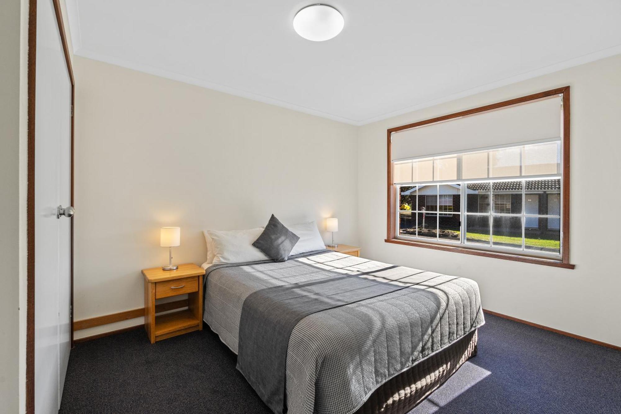 Riverfront & Restaurant Aparthotel Hobart