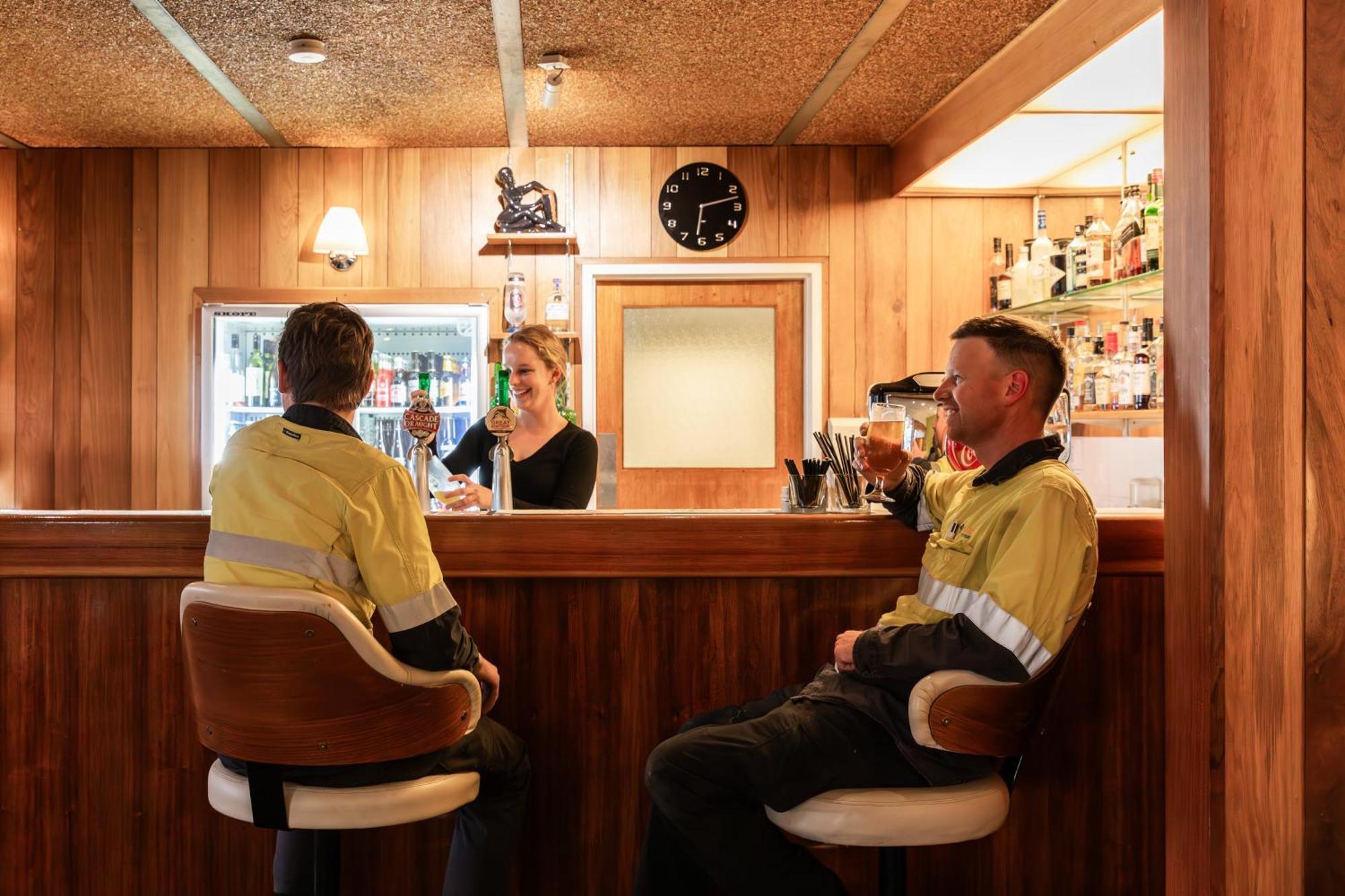 Riverfront & Restaurant Aparthotel Hobart